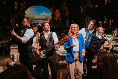 Kimberly Powell and Band Photo