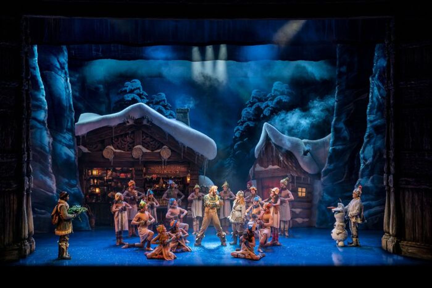 Photos: Check Out All New Photos From FROZEN in London  Image