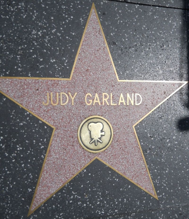 Book Review: GARLAND--THAT'S BEYOND ENTERTAINMENT Is a Grand Guide to Judy's Legacy  Image