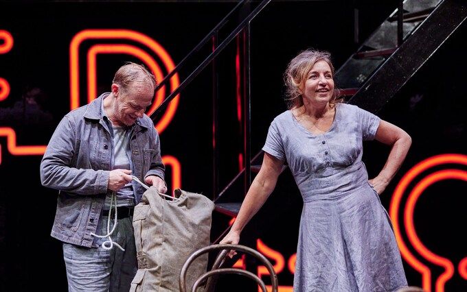 Review: A VIEW FROM THE BRIDGE, Rose Theatre  Image