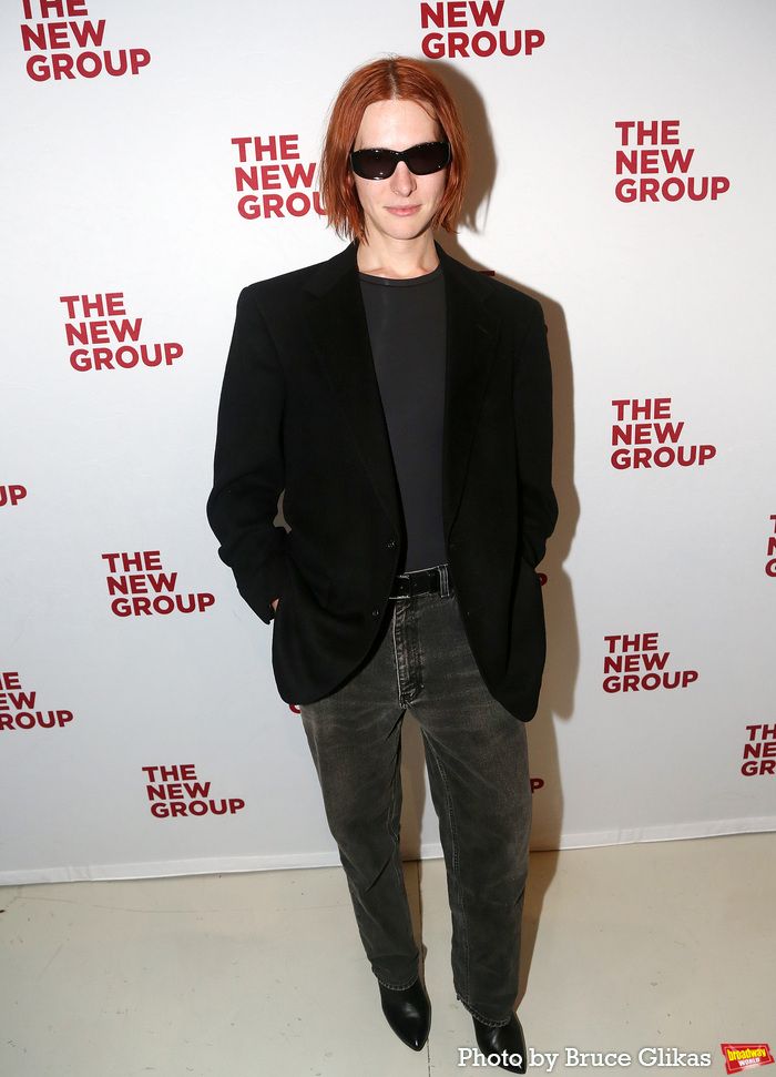 Hari Nef Photo