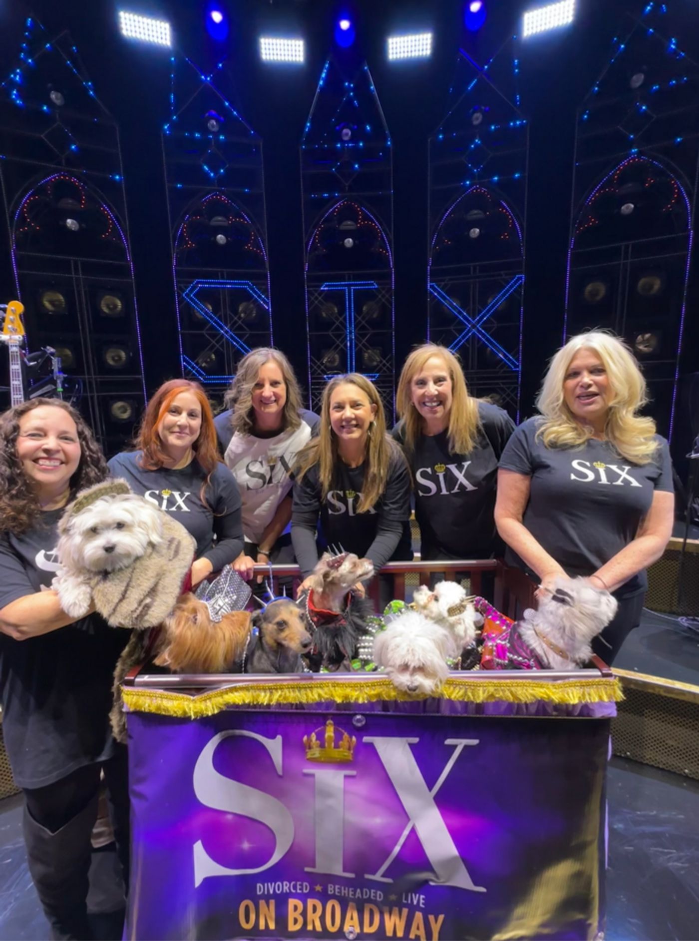 Photos: Dogs Dressed as the SIX Queens Meet the SIX Queens of Broadway  Image