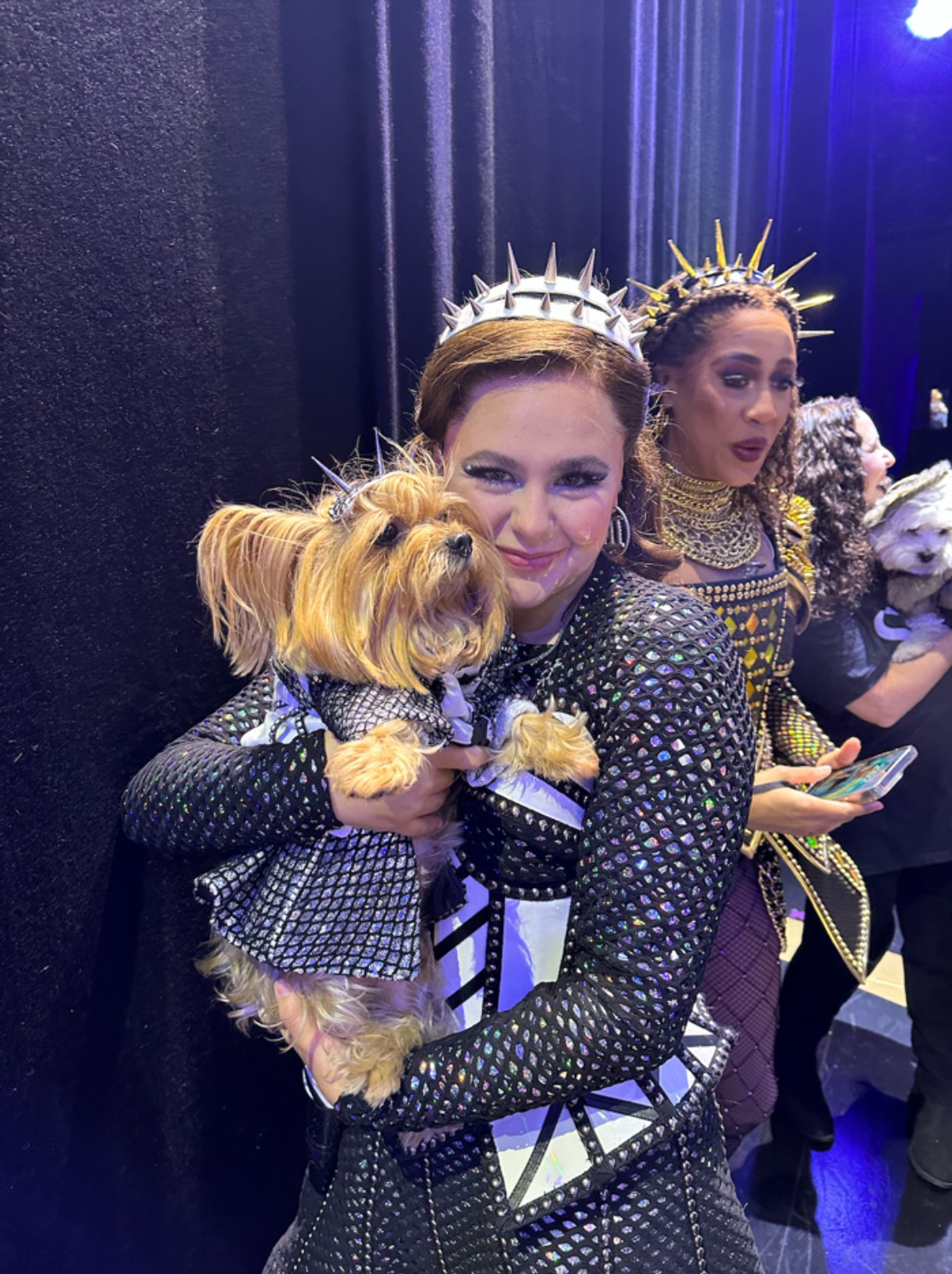 Photos: Dogs Dressed as the SIX Queens Meet the SIX Queens of Broadway  Image