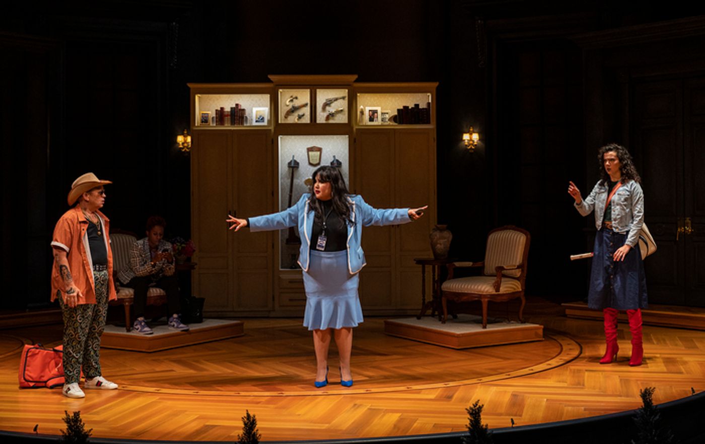 Photos: First Look at POTUS at Steppenwolf Theatre Photos: First Look at POTUS at Steppenwolf Theatre Image