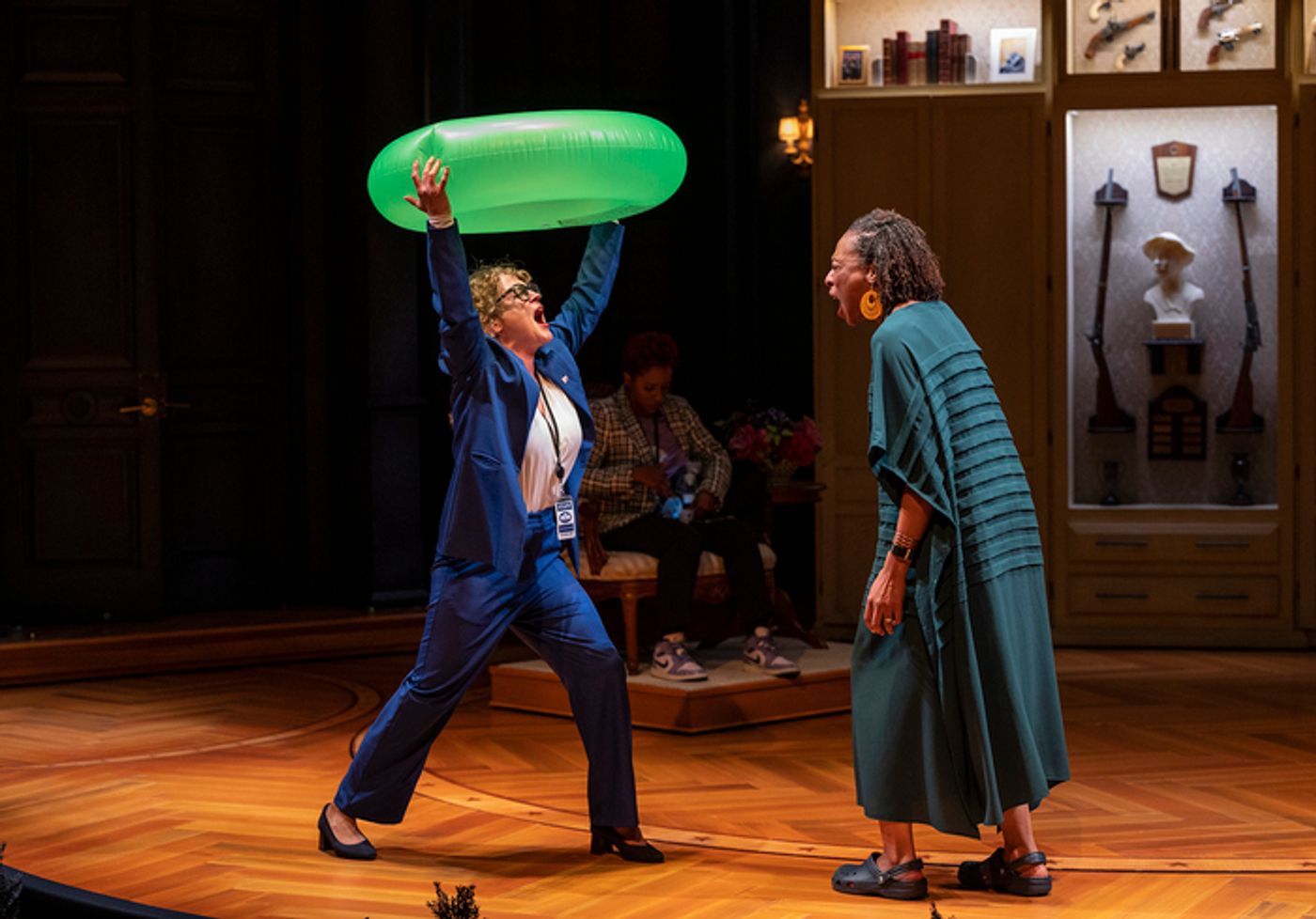 Photos: First Look at POTUS at Steppenwolf Theatre Photos: First Look at POTUS at Steppenwolf Theatre Image