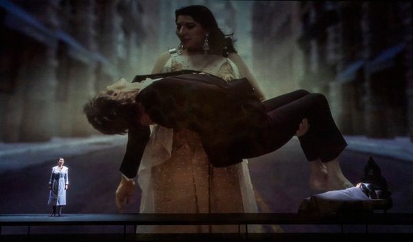 Elbenita Kajtazi, Marina Abramović, Willem Dafoe Photo