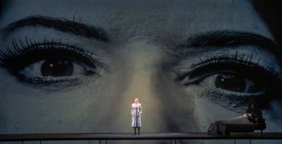 Sarah Tynan, Marina Abramović at 