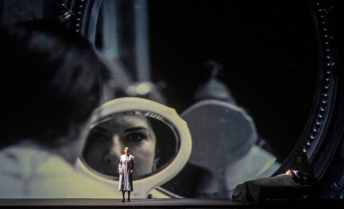 Sarah Tynan, Marina Abramović at 