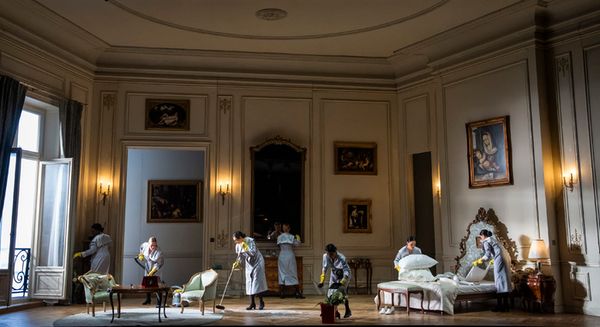 Marina Abramovic Photo