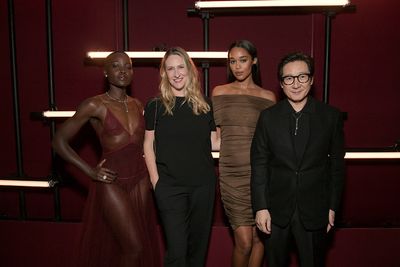 LOS ANGELES, CALIFORNIA - NOVEMBER 04: (L-R) Lupita Nyong'o, Emilie Cotter, Laura Har Photo