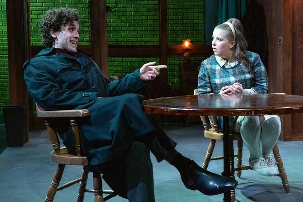 John Hardin (Peter Mooney), Abigail Milnor-Sweetser (Shirley) Photo