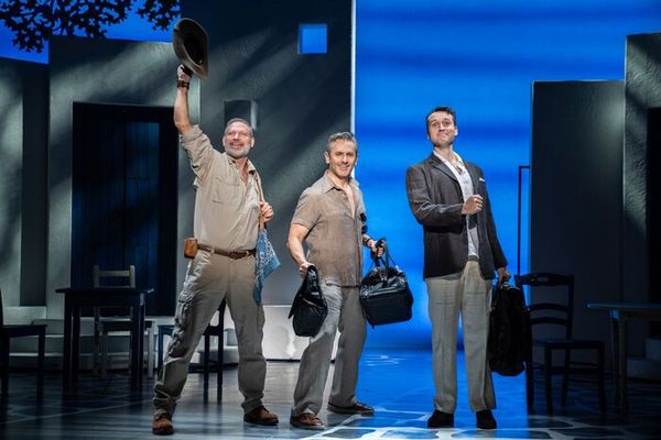 Jim Newman (Bill Austin), Victor Wallace (Sam Carmichael), and Rob Marnell (Harry Bri Photo