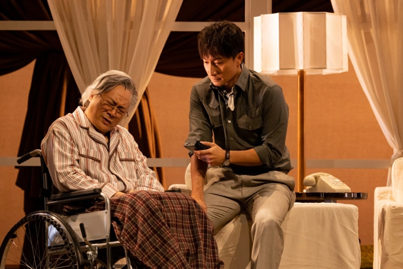 Review: TUESDAYS WITH MORRIE at Rita Tong Liu Theatre, HKAPA  Image