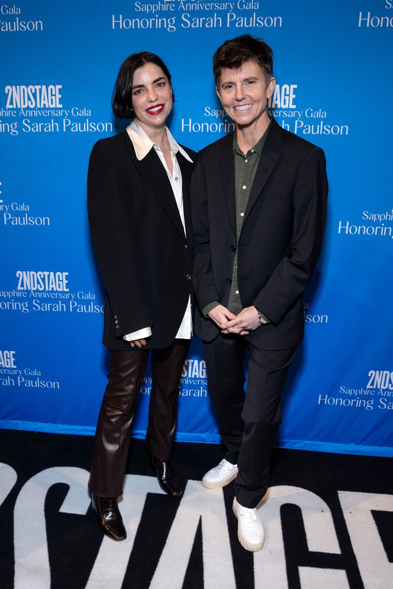 Photos: Stars Walk the Red Carpet for Second Stage's Sapphire Anniversary Gala Honoring Sarah Paulson — photo 26 of 45