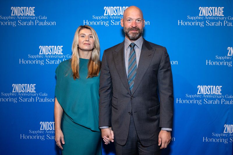 Photos: Stars Walk the Red Carpet for Second Stage's Sapphire Anniversary Gala Honoring Sarah Paulson — photo 35 of 45
