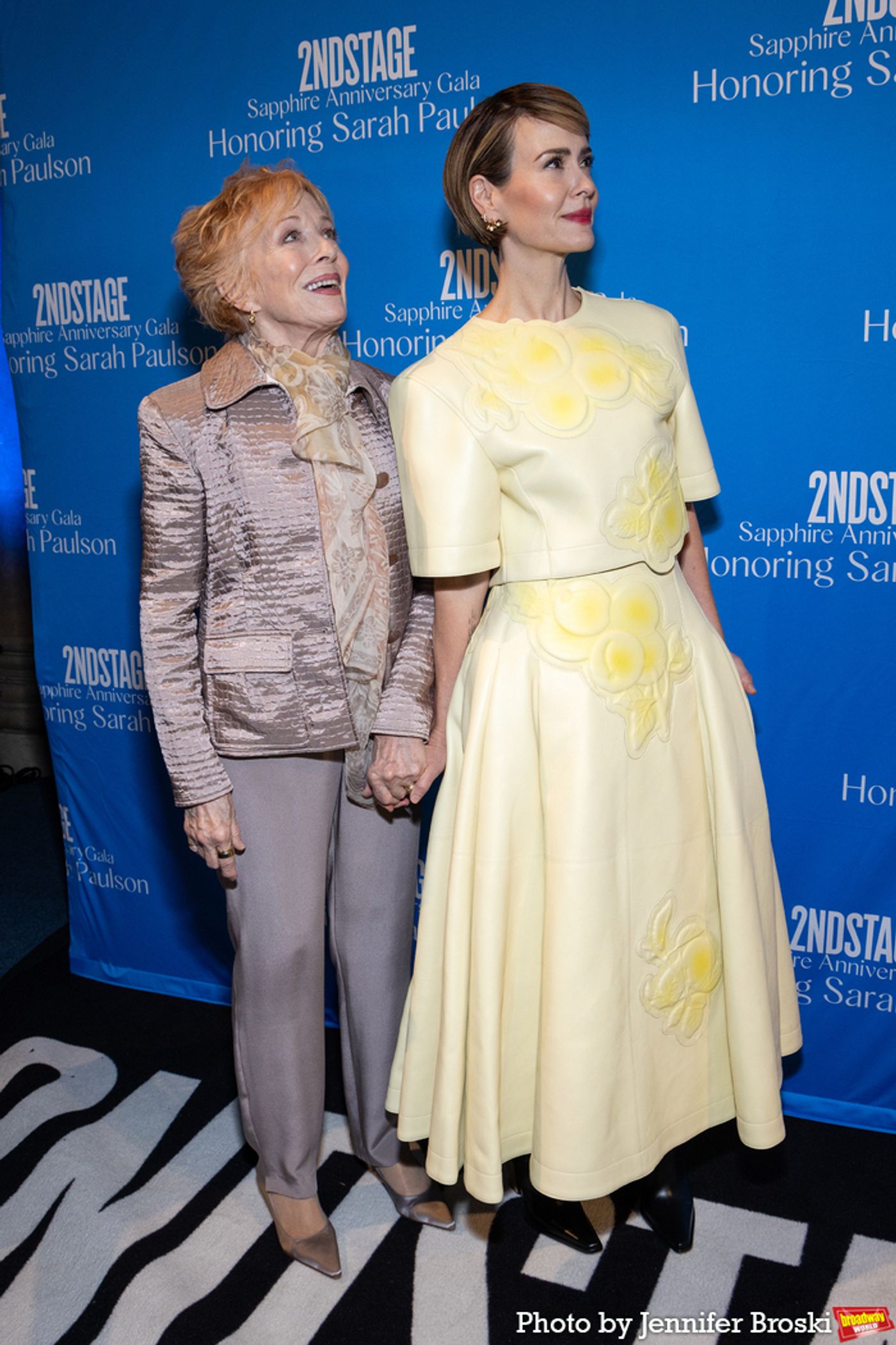 Photos: Stars Walk the Red Carpet for Second Stage's Sapphire Anniversary Gala Honoring Sarah Paulson  Image