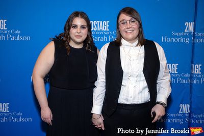 Beanie Feldstein, Bonnie-Chance Roberts Photo