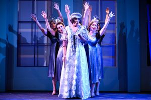 Elizabeth Jones and Ensemble Photo