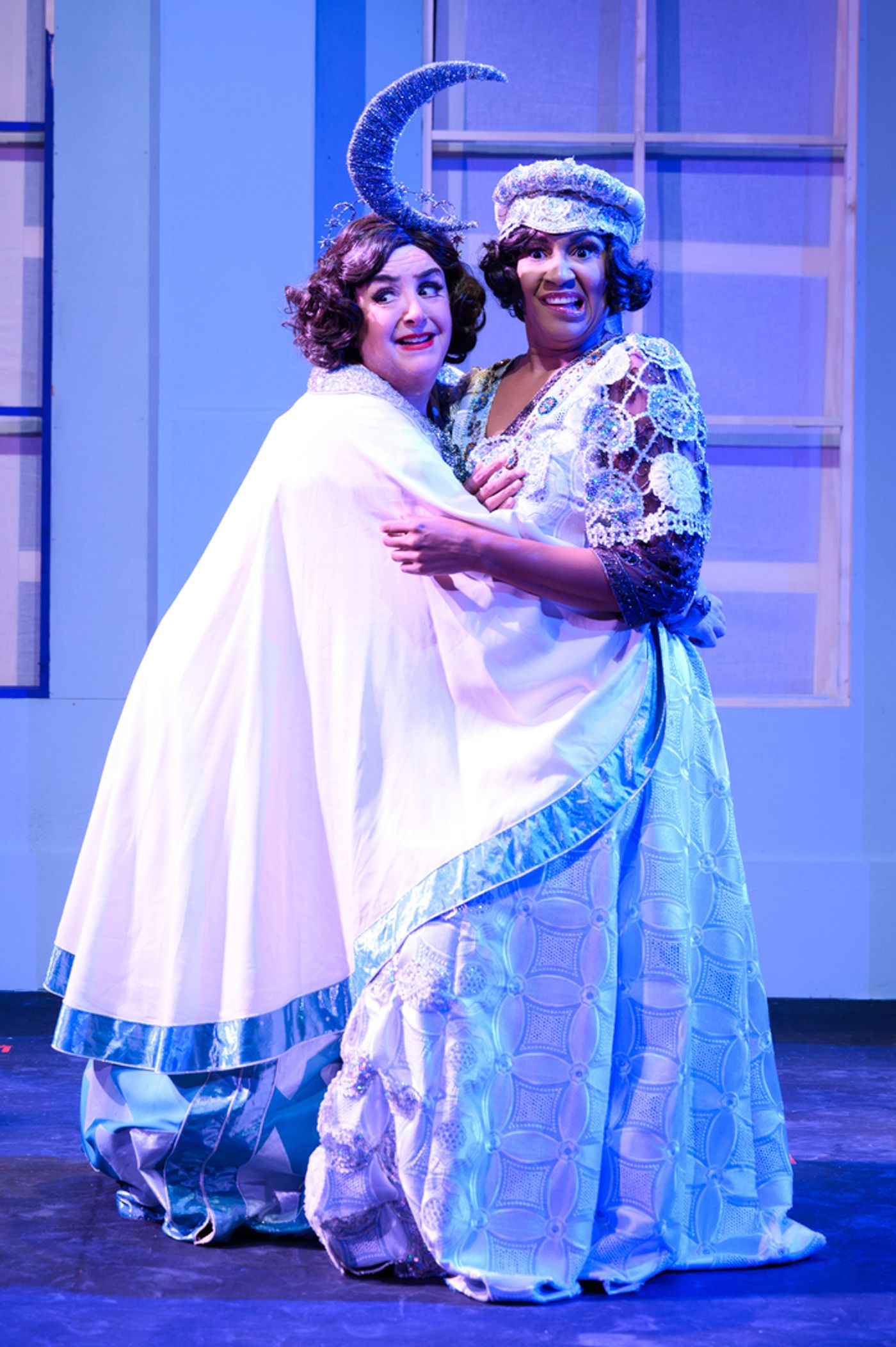 Photos: First Look at MAME at 42nd Street Moon  Image