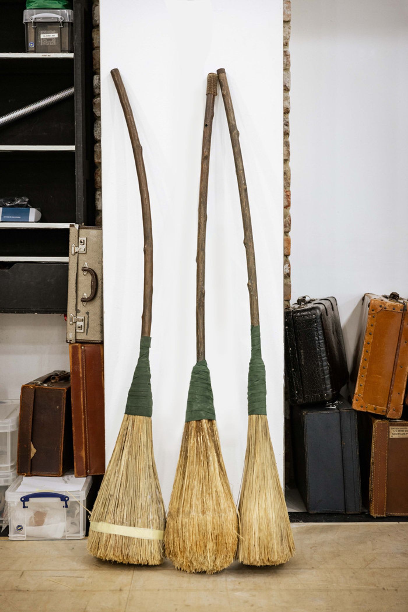 Photos: Inside Rehearsal For the UK Tour of WICKED  Image