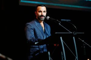 Zi Alikhan @ BroadwayWorld Zi Alikhan Photo