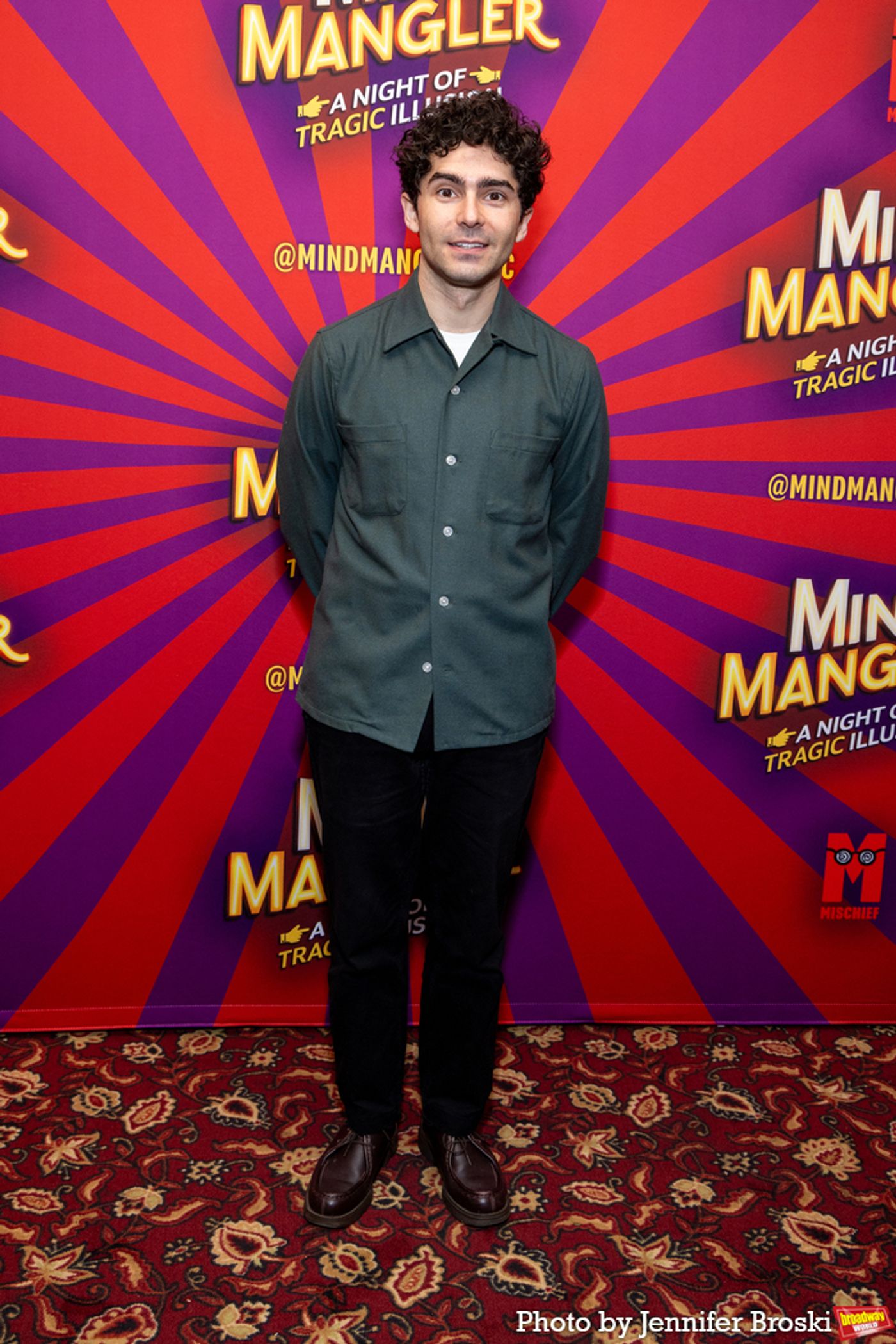 Photos: MIND MANGLER Company Is Getting Ready to Hit the Stage  Image