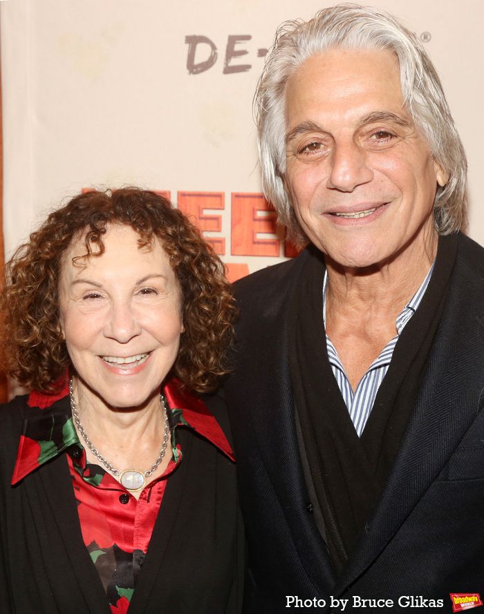 Photos: Rhea Perlman, Mark Ruffalo And More Turn Out As I NEED THAT Opens On Broadway! — photo 10 of 35