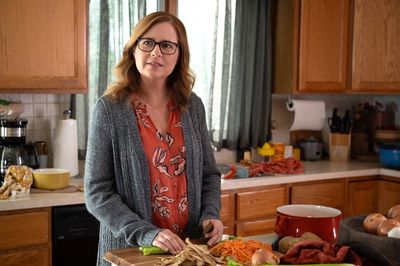 Jenna Fischer plays Ms. Heron Photo