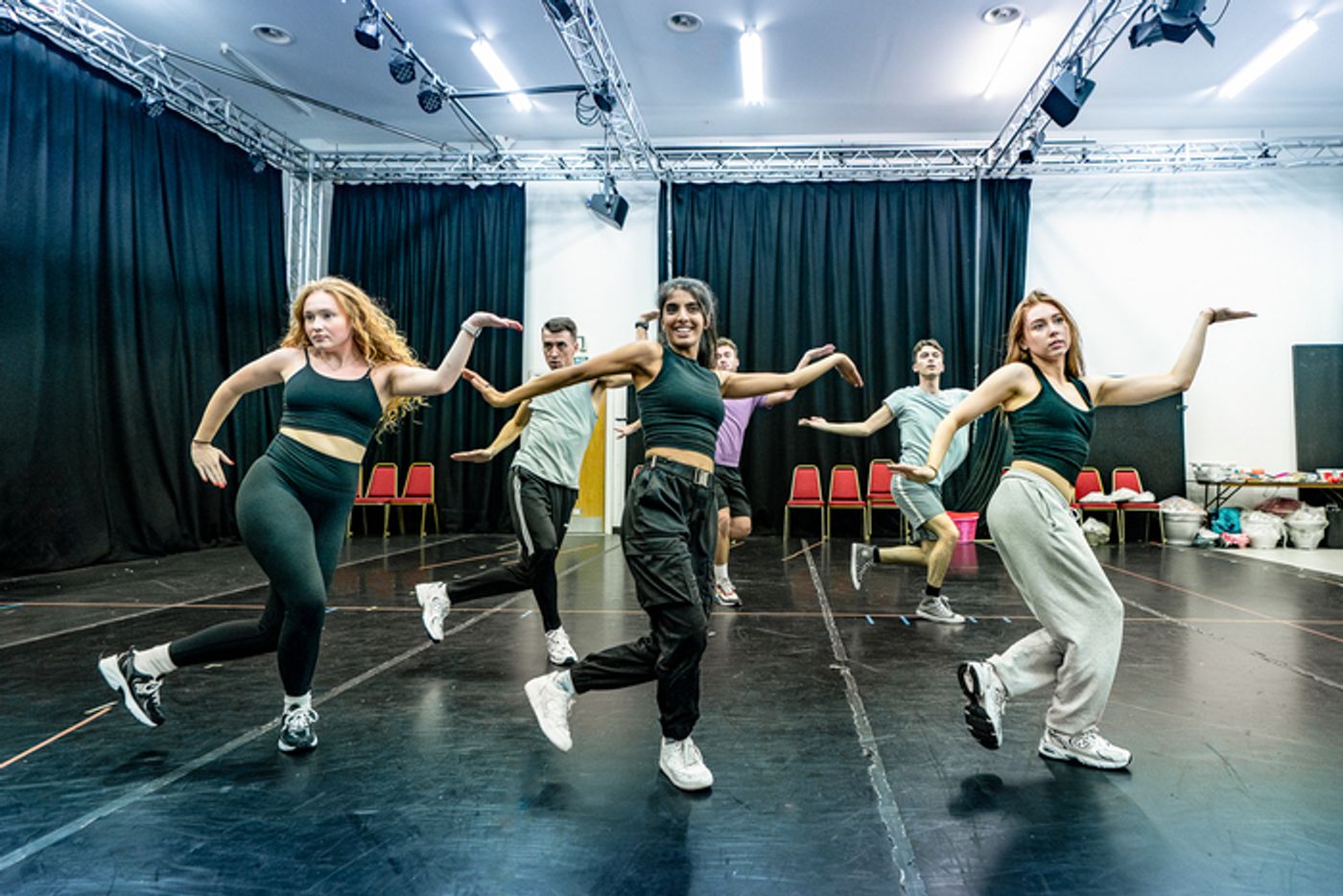 Photos: Inside Rehearsal For ALADDIN Pantomime at Hackney Empire  Image