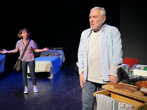 Deanna Henson, David L. Carson Photo