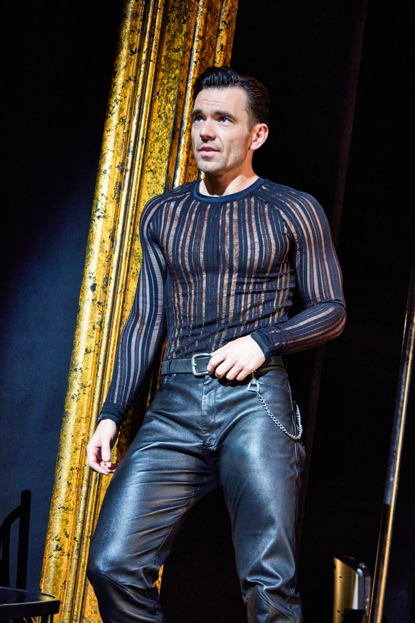Photos: First Look at Max von Essen and Max Clayton in CHICAGO on Broadway  Image