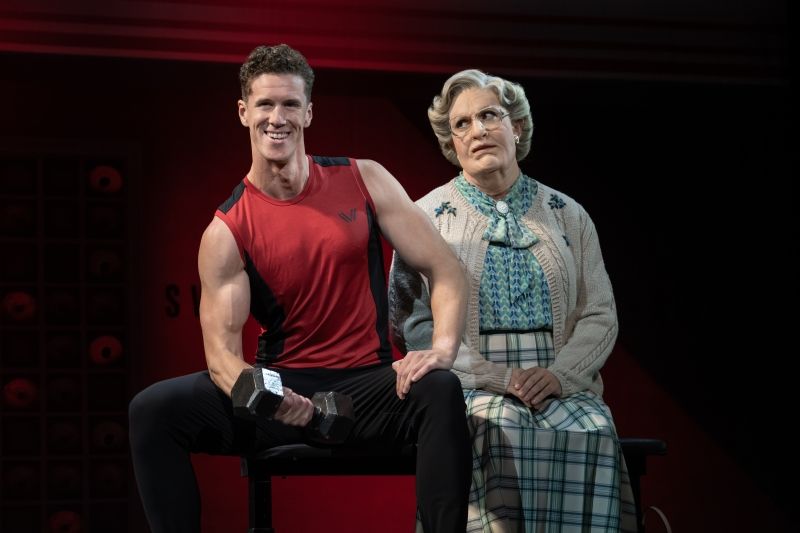 Rob McClure's Stunning Performance in MRS. DOUBTFIRE is the Perfect Post-Pandemic Panacea Image