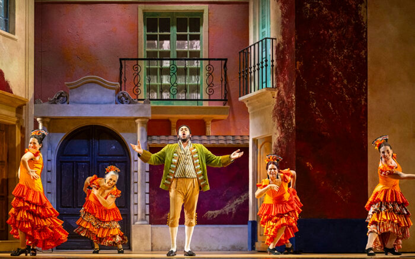 Photos: Opera San José Continues Its 40th Anniversary Season with THE BARBER OF SEVILLE  Image