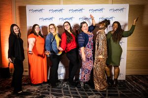 BEAUTIFUL - THE CAROLE KING MUSICAL Marriott Theatre Opening Night @ BroadwayWorld BEAUTIFUL - THE CAROLE KING MUSICAL Marriott Theatre Opening Night Photo