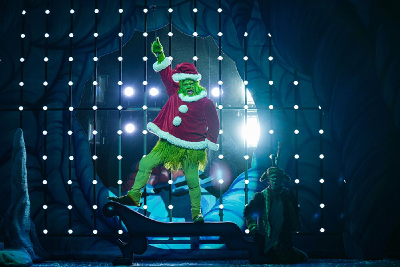 Photos: Children's Theatre Company Presents DR. SEUSS' HOW THE GRINCH STOLE CHRISTMAS!  Image