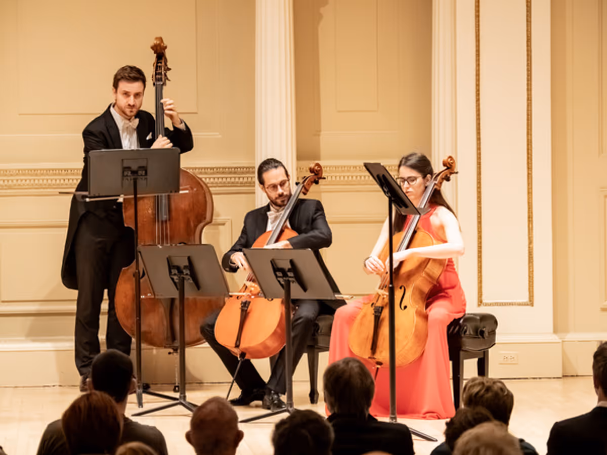 L''Appassionata performs BOCCHERINI La musica notturna delle strade di Madrid at Carnegie Hall at Italian Night at 
