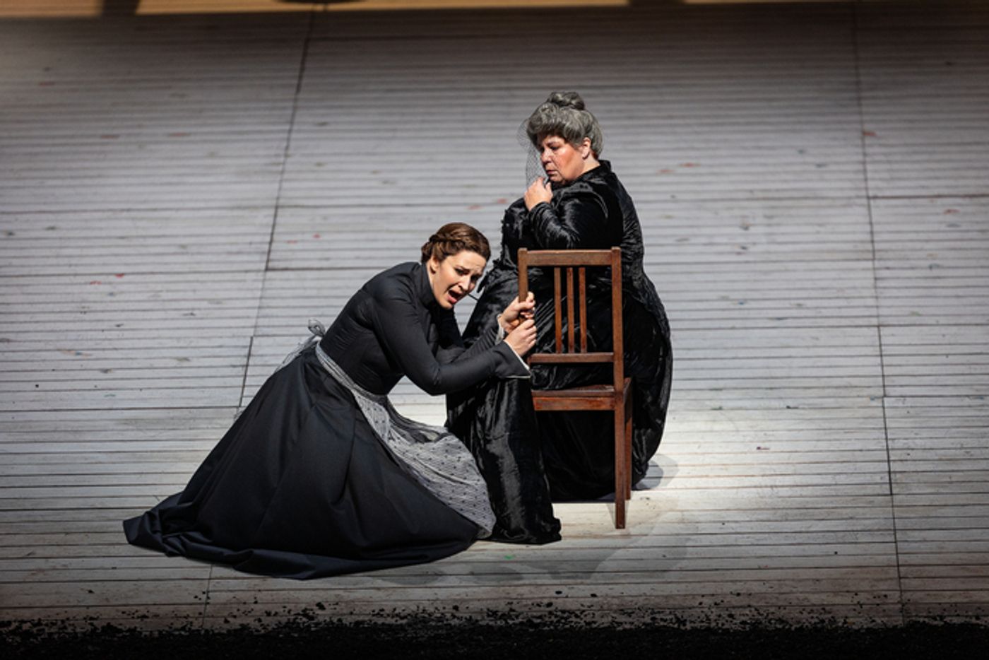 Photos: First Look at Janáček's JENŮFA at Lyric Opera of Chicago  Image