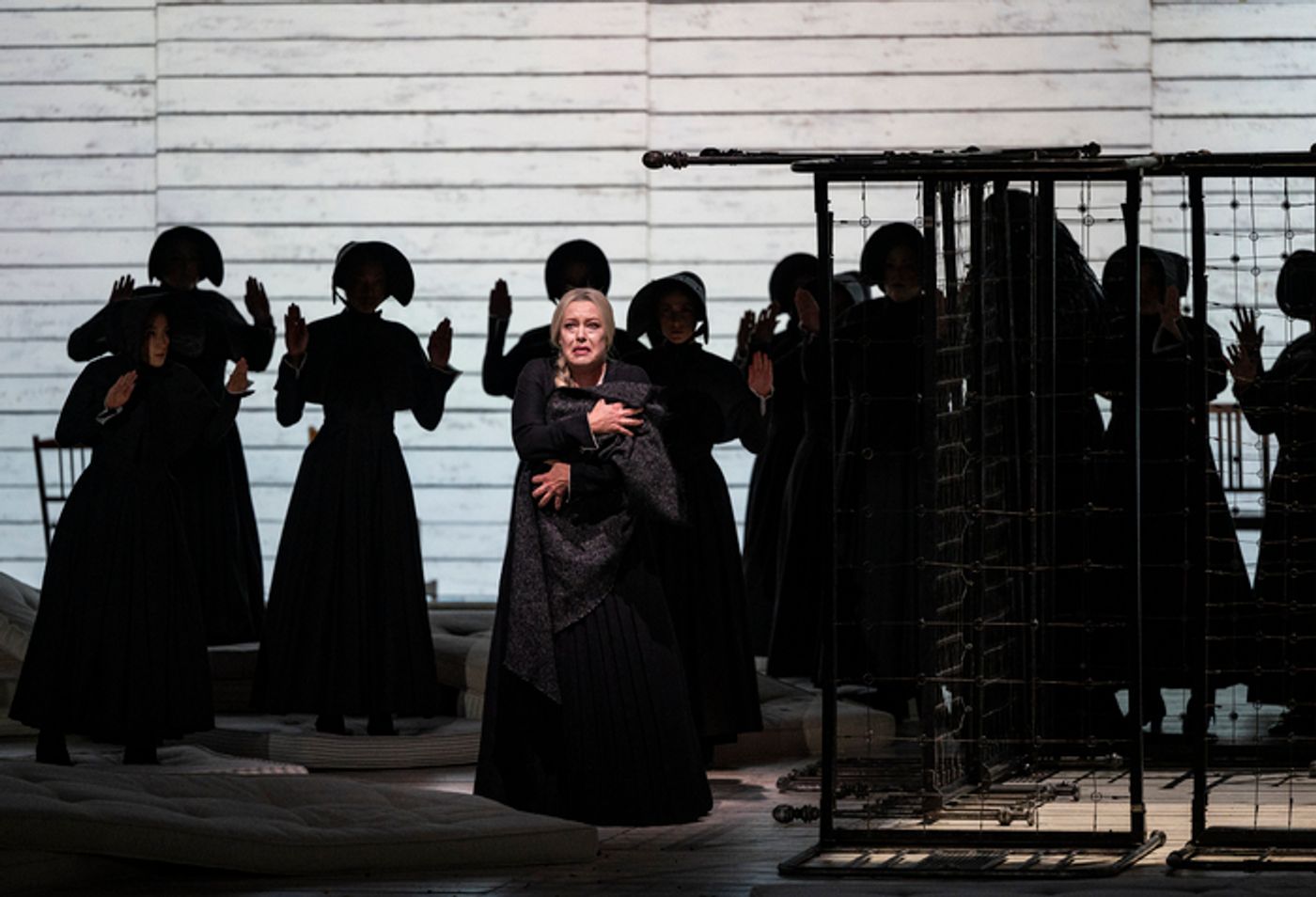 Photos: First Look at Janáček's JENŮFA at Lyric Opera of Chicago  Image