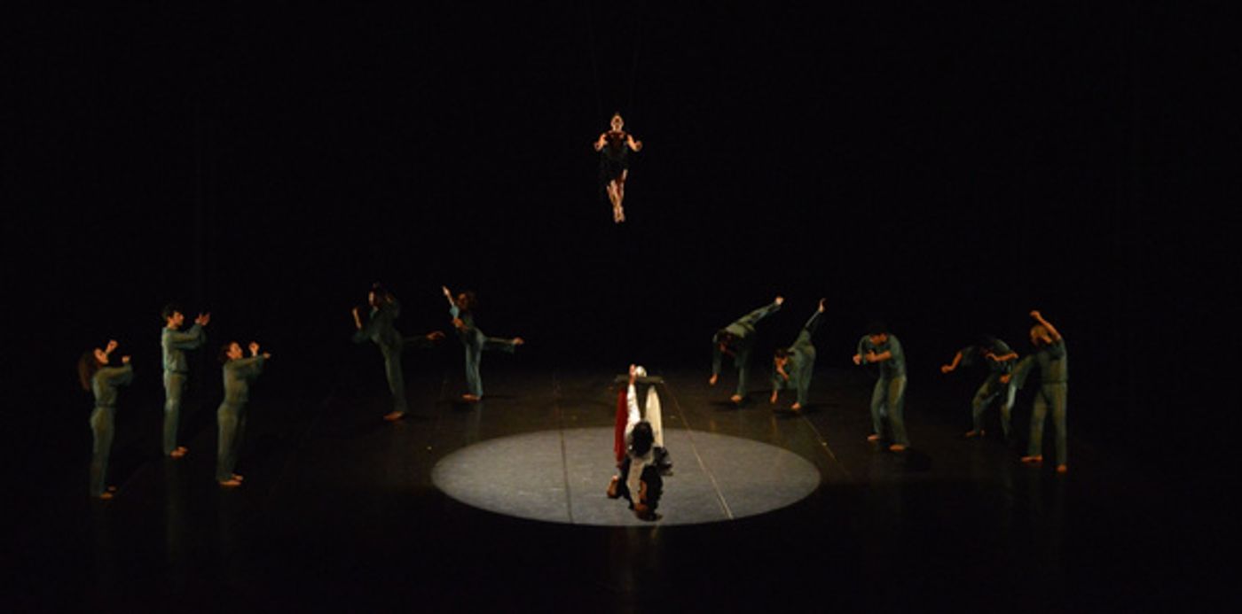 Photos: El Centro De Producción De Danza Contemporánea Llevó El Homenaje Coreográfico Al Escritor Carlos Fuentes Al Cenart  Image