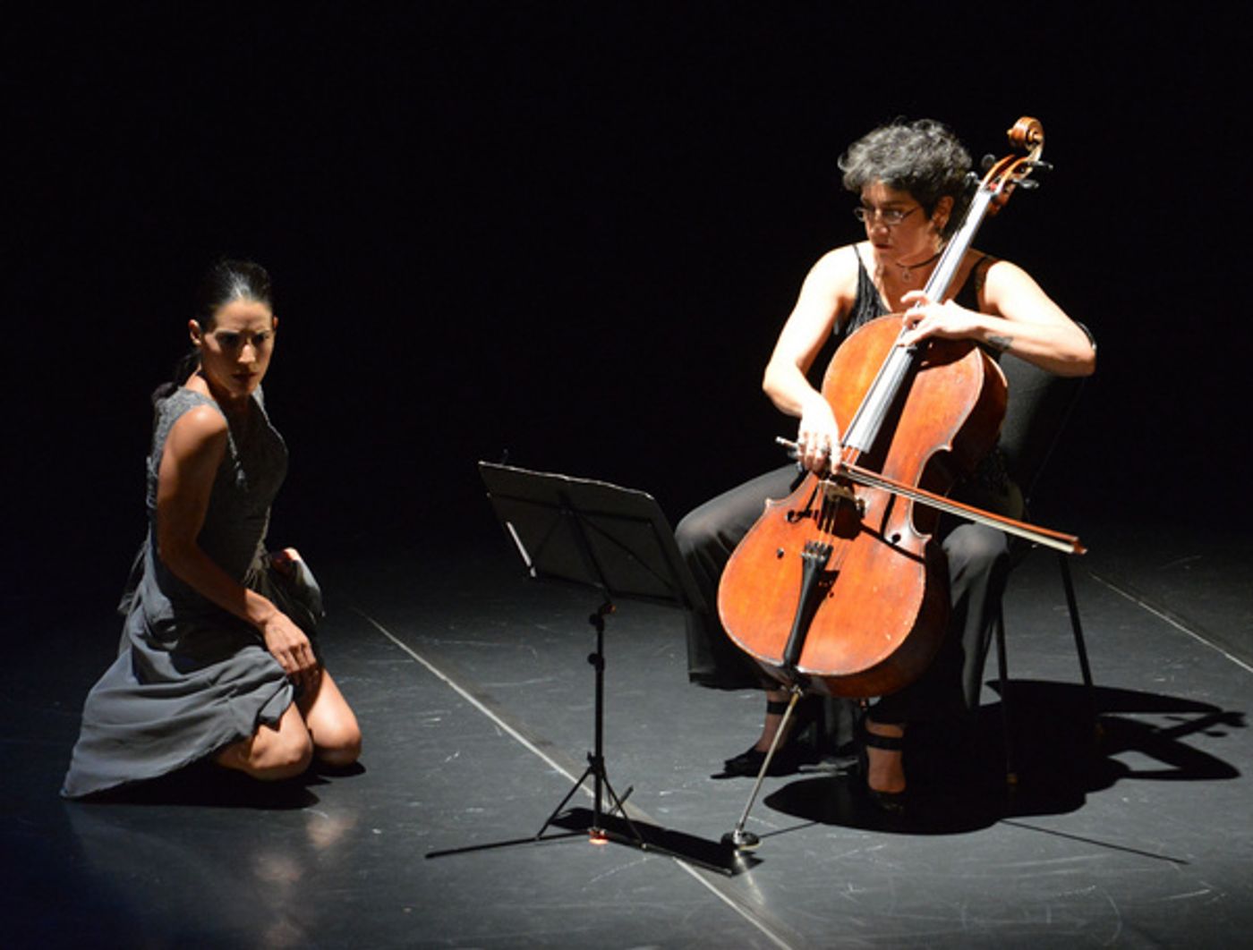Photos: El Centro De Producción De Danza Contemporánea Llevó El Homenaje Coreográfico Al Escritor Carlos Fuentes Al Cenart  Image