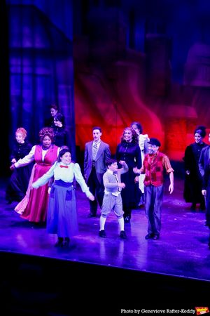 Faye Beane, Lee Harrington, Michael Hurst, Jack Saleeby and The Cast of Mary Poppins Photo