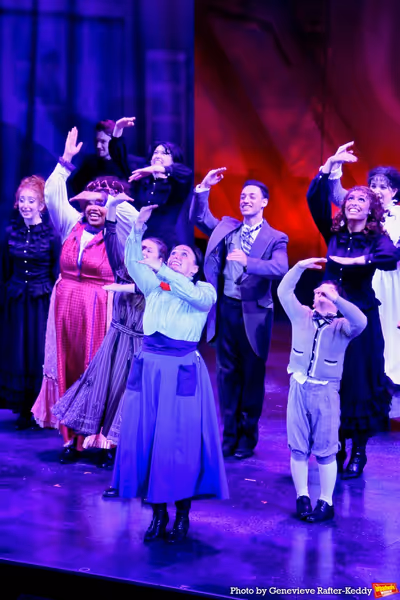 Lee Harrington and The Cast of Mary Poppins Photo