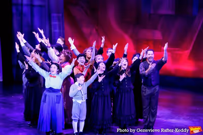 Lee Harrington and The Cast of Mary Poppins Photo