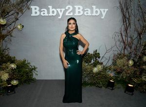 Salma Hayek Pinault Photo