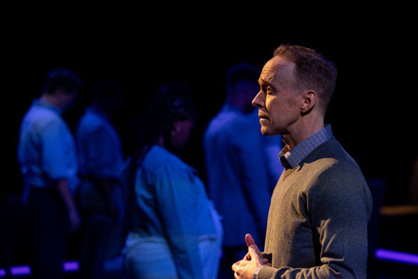 Photos: First Look at WAR WORLDS at A.R.T./New York  Image