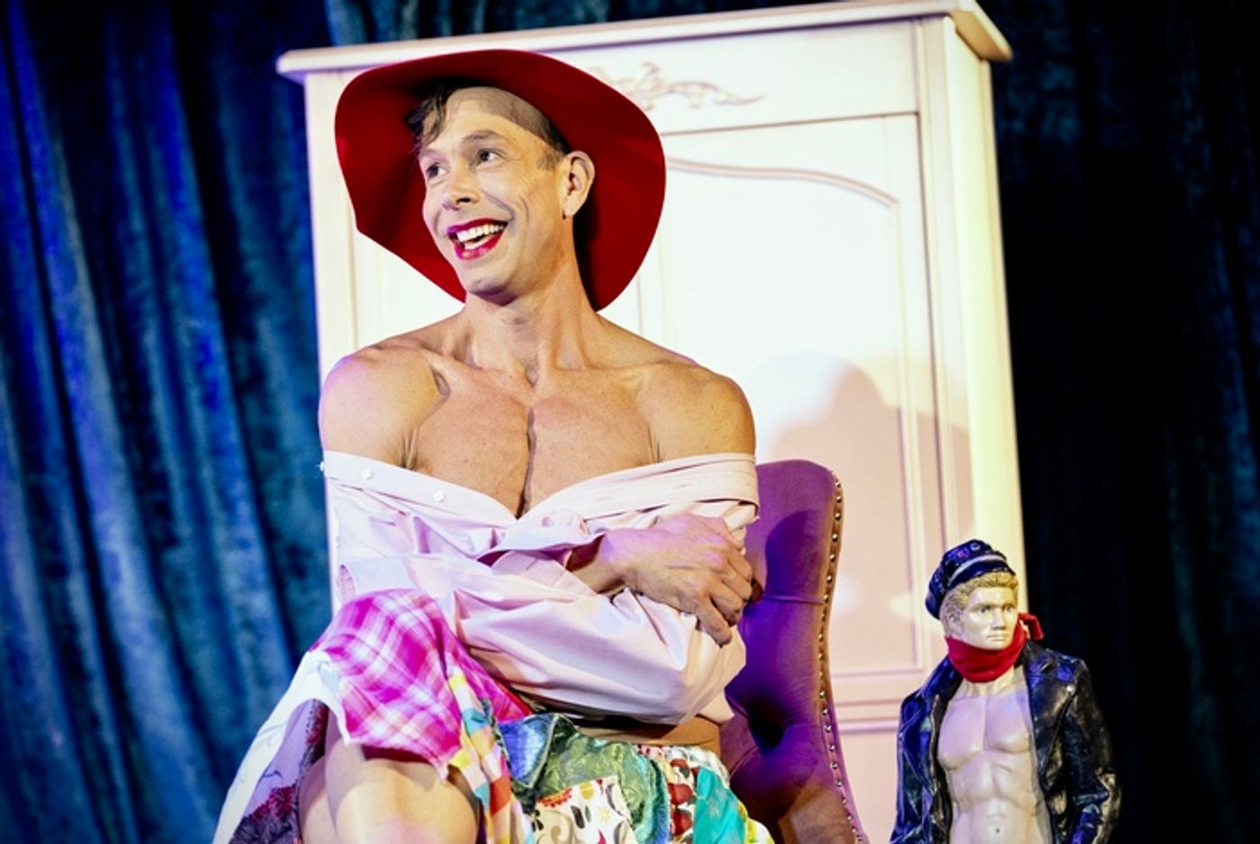 Photos: First Look at MAKE ME GORGEOUS! at Playhouse 46 St. Luke's  Image