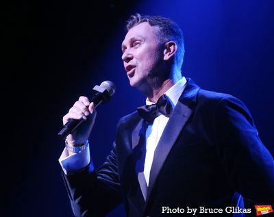 Director/Choreographer Warren Carlyle Photo