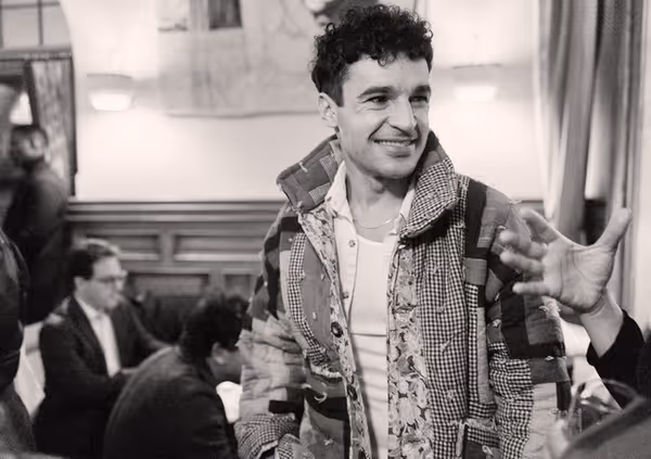 Christopher Abbott  Photo