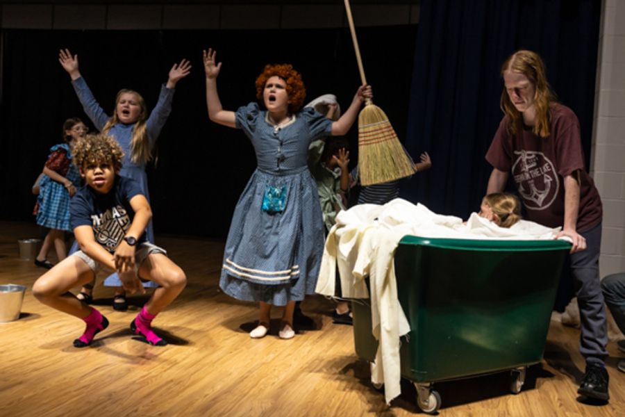Photos: First look at Rise Up Arts Penguin Project's ANNIE JR Image
