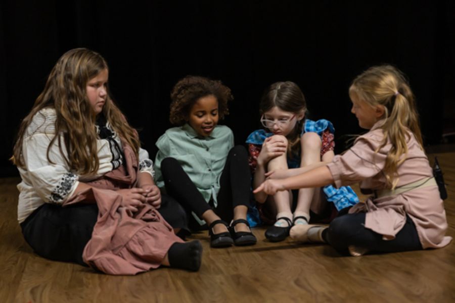 Photos: First look at Rise Up Arts Penguin Project's ANNIE JR Image